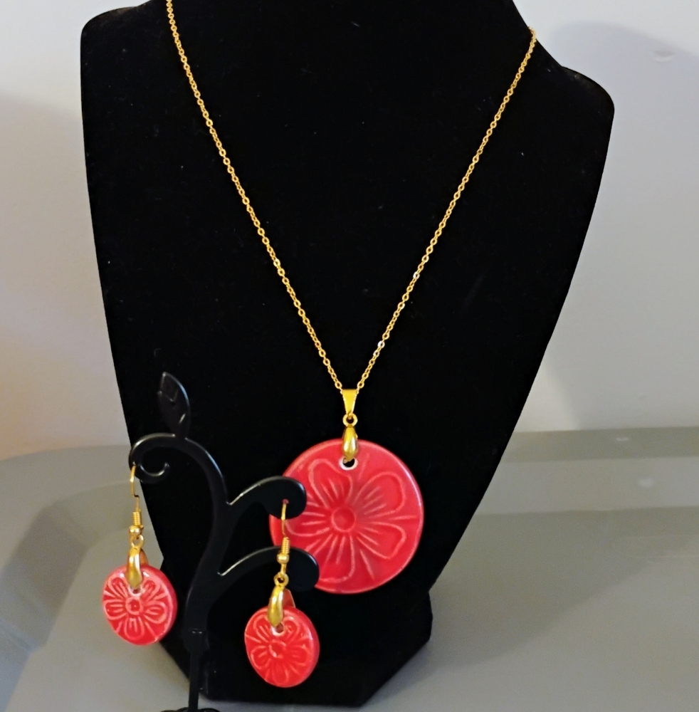 Ceramic & 18kt Gold Plated Necklace & Earrings Hand Crafted